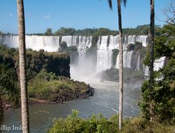 Iguazu Falls lower falls trail picturesque view