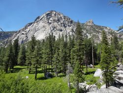 Mountain landscape in Kings Canyon National Park