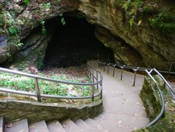 Mammoth Cave National Park entrance