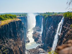Mosi oa Tunya Victoria Falls dry season Zambia side