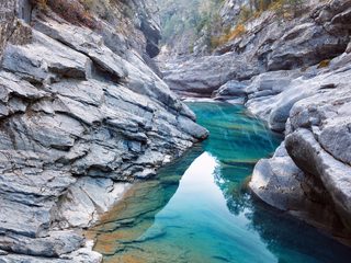 20210210205251-Pyrenees National Park canyon river.jpg