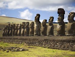 20211220225203 Rapa Nui National Park and Easter Island statues